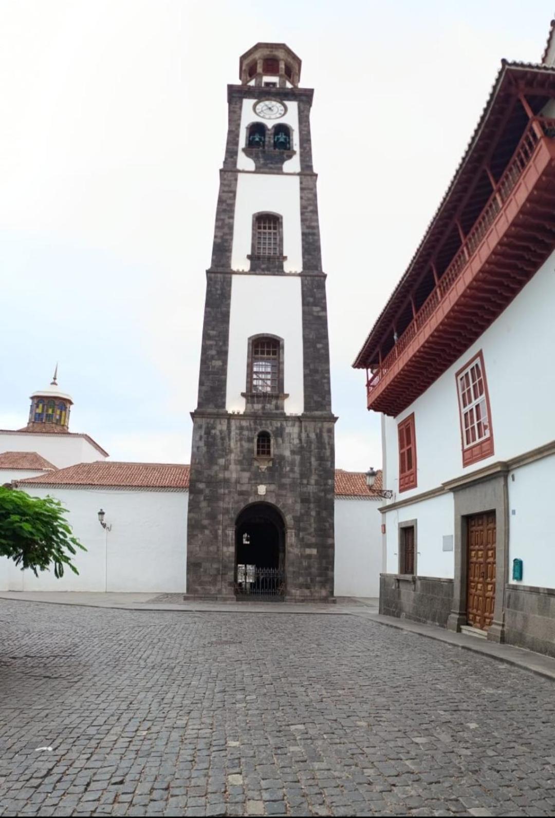 Center Santa Cruz, Alojamiento Centrico Con Gran Terraza, Cocina , Salon Y Banos, Todo Privado Eksteriør billede